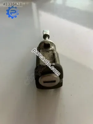 Çıkma Kapı Kilidi Şifresi VW Bora Polo GOlf4 1U0837167