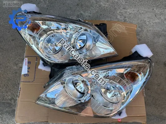 Opel Astra H Krom Sağ Sol Far Lambası 2004>