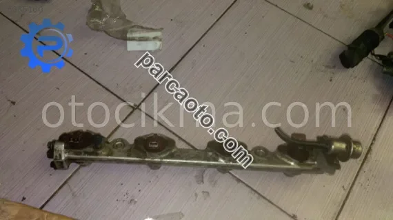 ford scorpio 2.3 çıkma benzin enjektör ve kütüğü