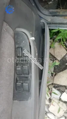 Cressida cam açma düğmeleri