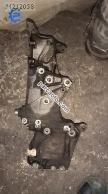 Renault kango 1.6 sarz dinamo bağlantı braket