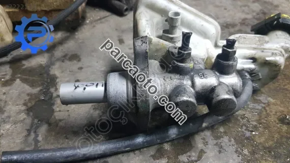 Dodge Caliber fren ana merkez çıkma