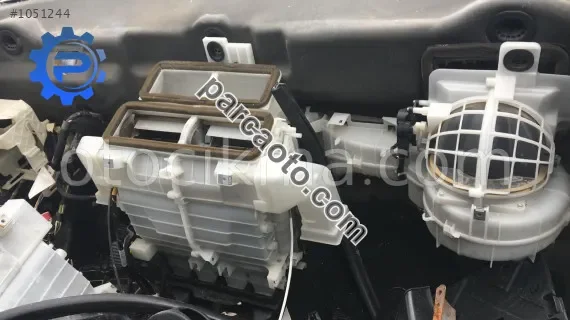 peugeot partner çıkma kalorifer motoru peteği kazanı