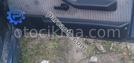 tofaş doğan 1.6 slx sökme sağ ön kapı cebi