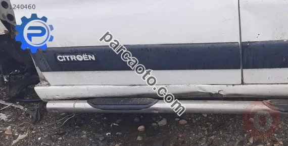 2000 model peugeot partner 1.9 d çıkma sol ön kapı bandı
