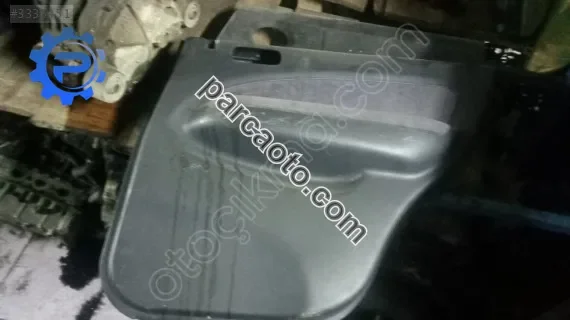 Honda hrv sağ arka kapı döşemesi yedek parça