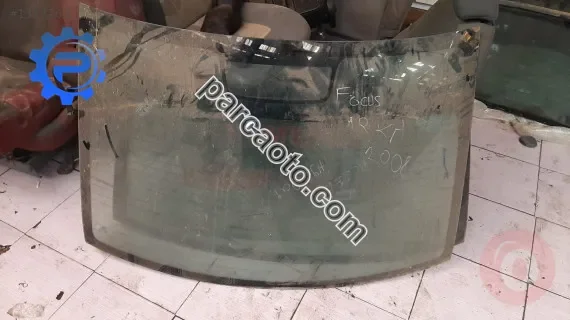 2004 2008 ford focus sedan çıkma arka cam orjinal logolu