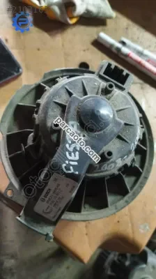 Fiesta 2008-2018 Kalorifer motoru çıkma