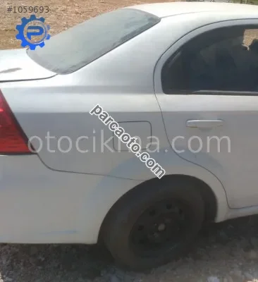 2011 model chevrolet aveo ls çıkma sağ arka çamurluk