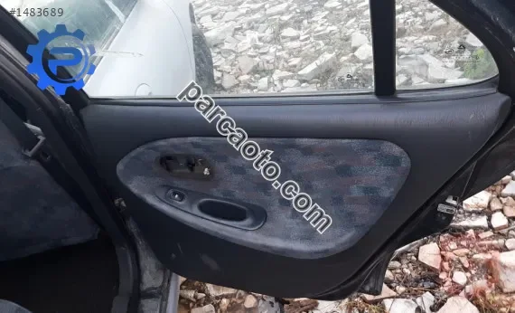 1996 hyundai elantra 1.8 otomatik sökme sağ arka kapı döşeme