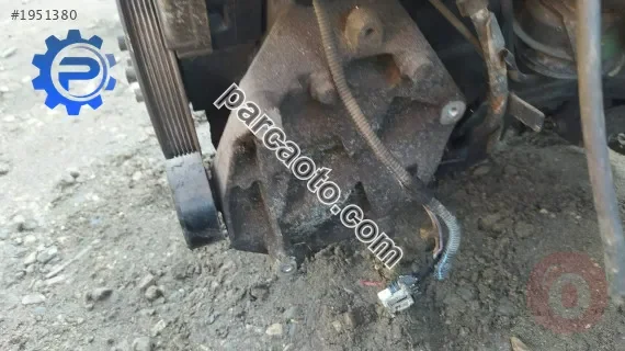 Opel Astra Vectra Saab 1,9 dizel şarj dinamosu ayağı çıkma
