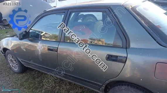 Daihatsu applause sol kapı camlari adet çıkma