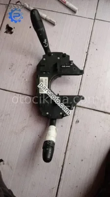 2006 model citroen c4 çıkma sinyal silecek kolu