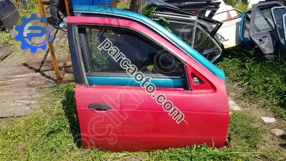Kia sephia sağ ön kapı çıkma