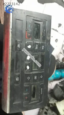 Audi a4 klima kontrol paneli çıkma