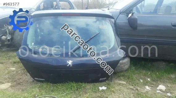 peugeot 207 1.4 benzinli çıkma bagaj kapağı