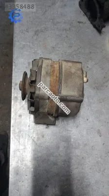 Mercedes w123 sarz dinamosu benzinli 4 silindir çıkma