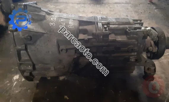 bmw 3.30d 5 ileri çıkma manuel şanzıman