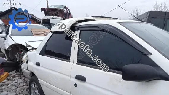 Escort sağ kapı camları adet yedek parça