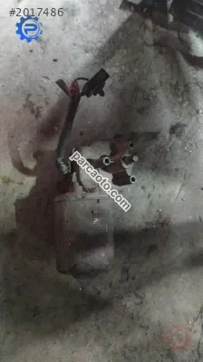 R9 ön silecek motoru çıkma
