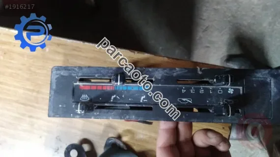 1998 model nissan urvan 2.5 çıkma kalorifer kontrol paneli