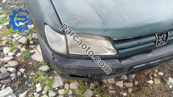 Pejo 306 sağ far sinyal yedek parça