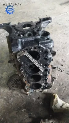 nissan urvan 2.5 çıkma boş blok