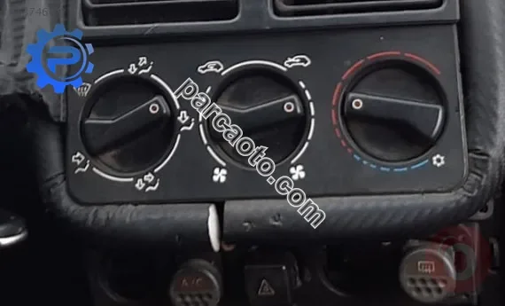 peugeot 205 1.4 benzinli çıkma klima paneli