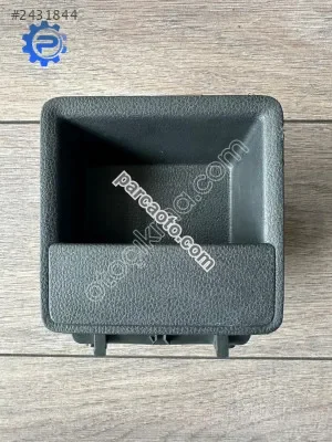 Orta Konsol Arka Cep VW Jetta 2011-2017 5C6863383