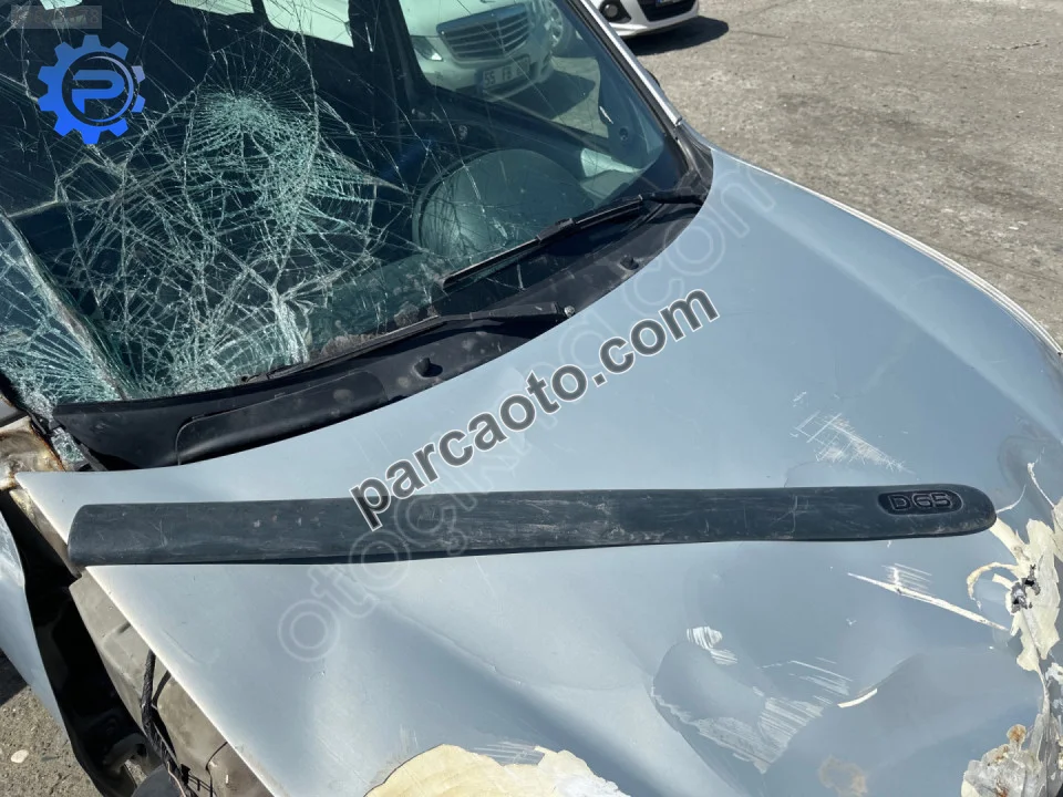 renault Kangoo sağ ön ince kapı bantı kapı çıtası bandı renault Kangoo sağ ön ince kapı bantı kapı çıtası bandı