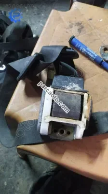 Fiesta sağ emniyet kemeri çıkma