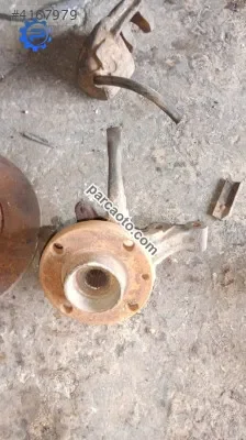 Fiat UNO sağ ön taşıyıcı