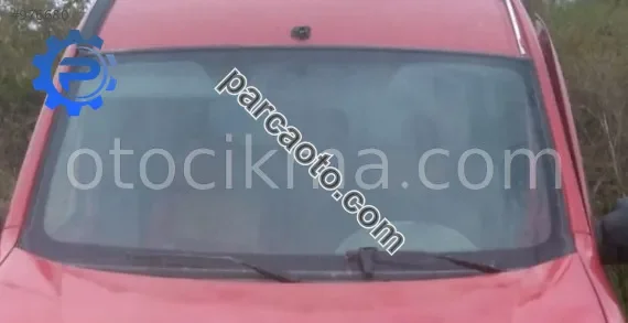 1998 model renault kangoo 1.9 çıkma ön cam