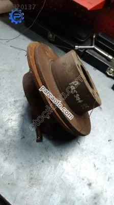 Volkswagen Passat B5 Arka Disk çıkma