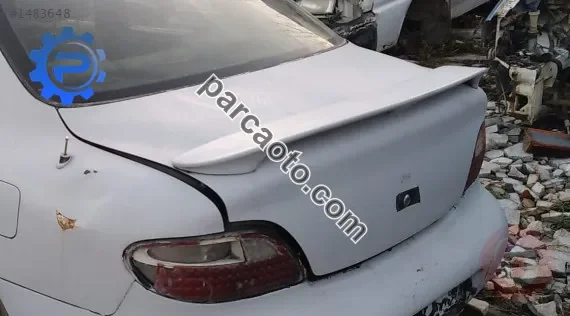 1996 hyundai elantra 1.8 otomatik çıkma dolu bagaj kapağı