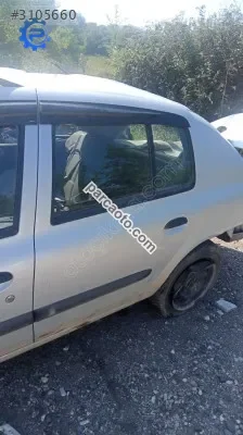 Clio sol arka kapı yedek parça