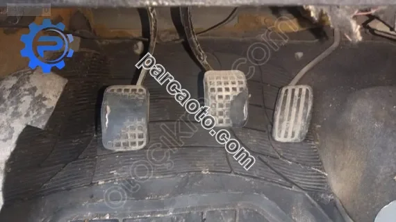 Citroen Saxo pedal takim