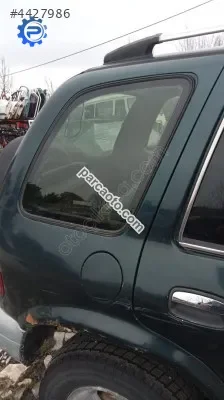 Kia Sportage sağ arka çamurluk cami 96 model