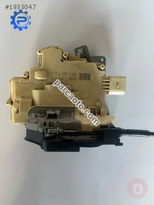 Çıkma Kapı Kilidi Arka Sağ VW Passat B6 3C4839016A