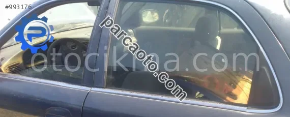 kia clarus 2.0 çıkma sol takım kapı camı