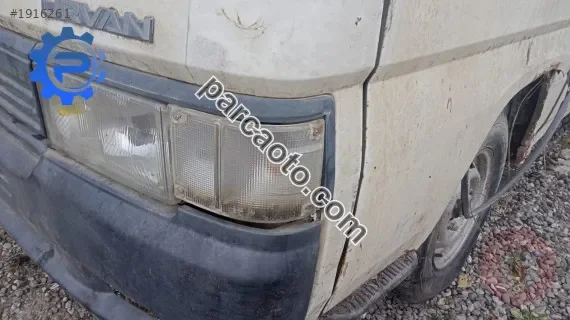1998 model nissan urvan 2.5 çıkma sol sinyal lambası