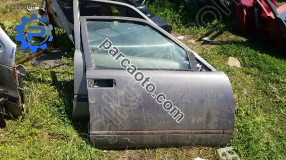 Daihatsu Applause sağ ön kapı çıkma