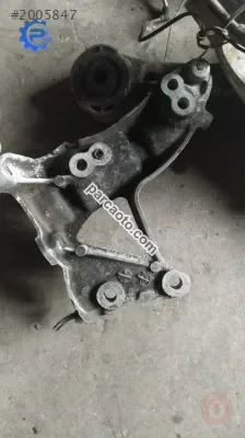C4 dinamo bağlantı braketi çıkma
