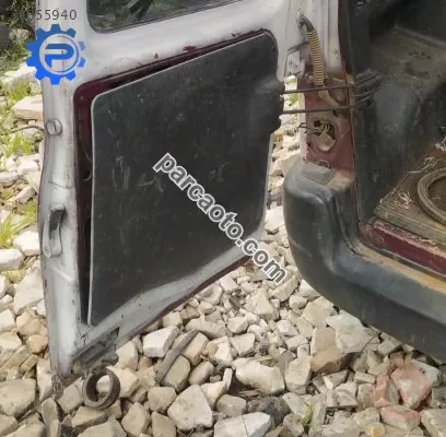 1999 peugeot partner 1.4 benzin sökme sol arka bagaj döşeme