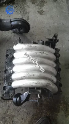 Audi a4,audi a6 emme manifoldu 2.4-2.8 benzinli çıkma