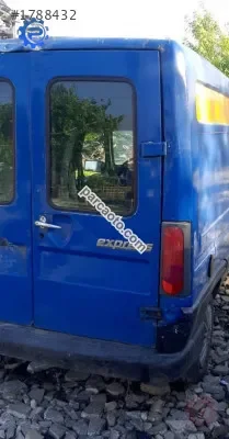 1997 renault express 1.4 çıkma sağ dolu bagaj kapısı