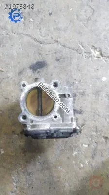volvo s40 çıkma 2.4 gaz kelebeği