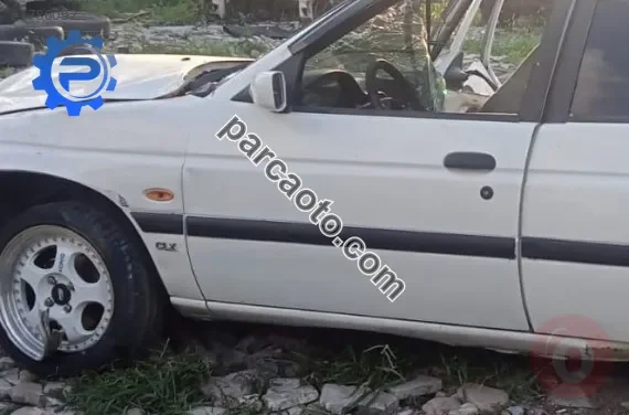 Ford escort 16v efi 1.6 çıkma sol ön kapı bandı