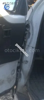 Mitsubishi L300 Kapı Menteşesi - Ordu Ünye