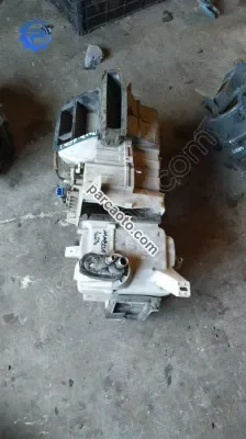 Mazda 626 kalorifer kazanı çıkma